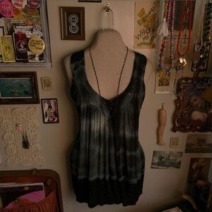 Advance Apparels Black and Gray Tie-Dye Sleeveless V-Neck Tunic